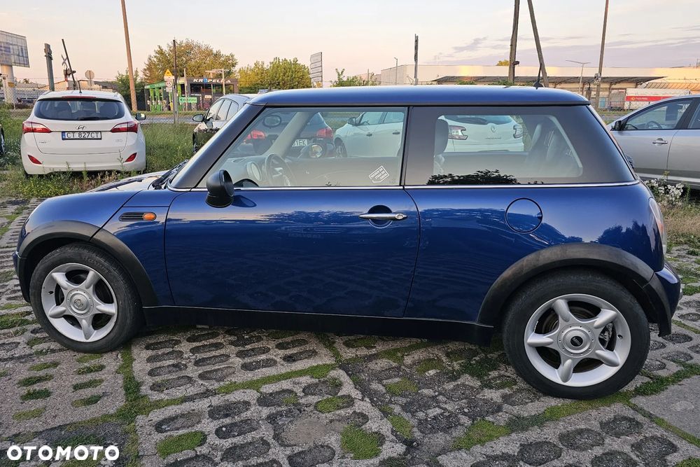MINI ONE - 8