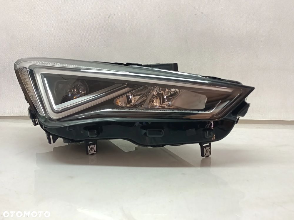 SEAT LEON 4 LED LAMPA PRZOD PRAWA ORYGINAŁN EUROPA