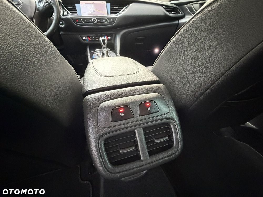 Opel Insignia - 23