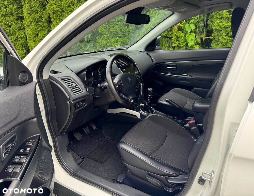 Peugeot 4008 - 3