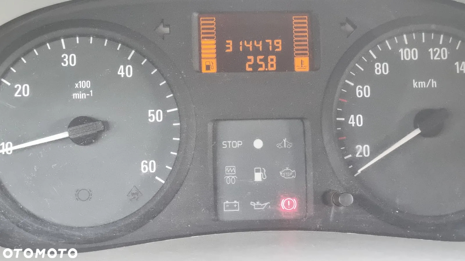 Opel Vivaro - 20