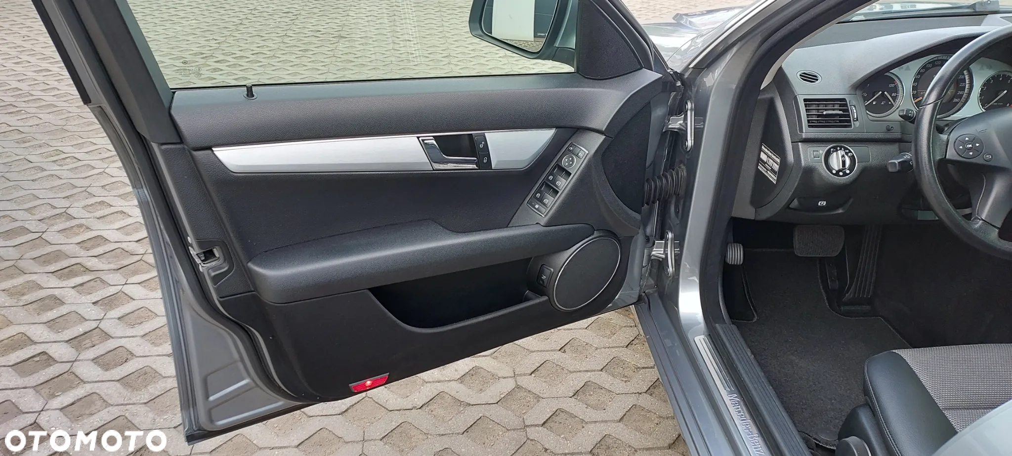 Mercedes-Benz Klasa C - 29