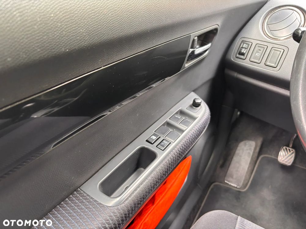 Suzuki Swift 1.3 4x4 Comfort - 19