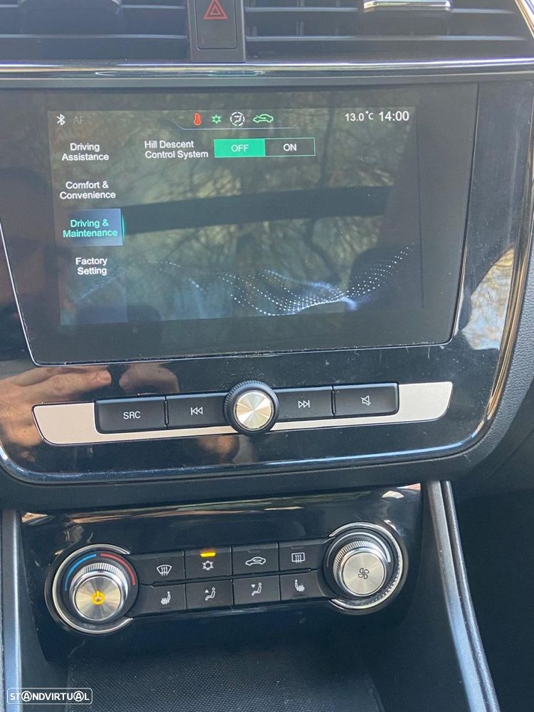 MG ZS EV Luxury - 23