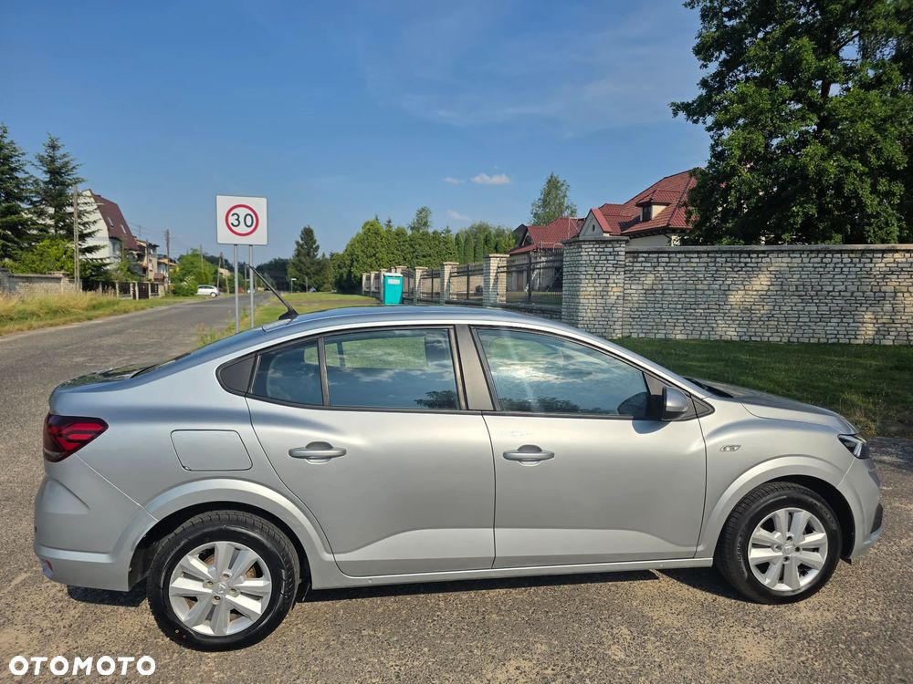 Dacia Logan ver-0-9-tce-laureate-s-s - 12