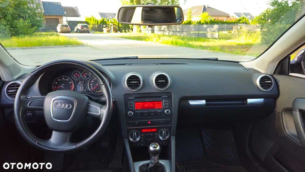 Audi A3 Sportback 1.6 Ambition - 6