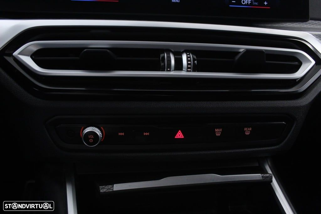 BMW 320 d Touring Pack M Auto - 28
