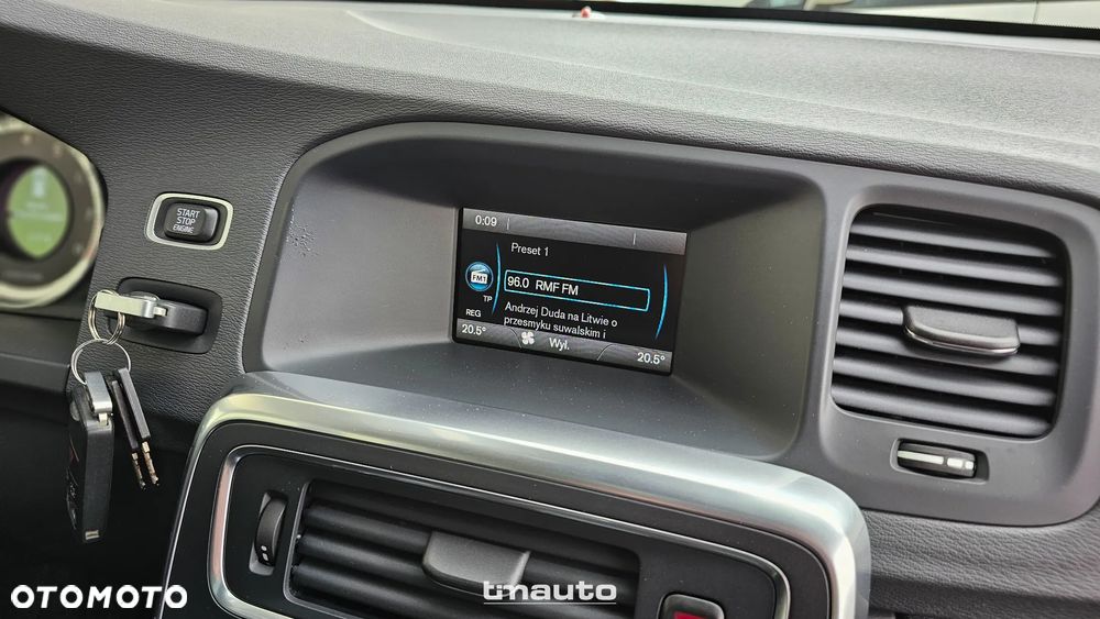 Volvo V60 T4 Kinetic - 12