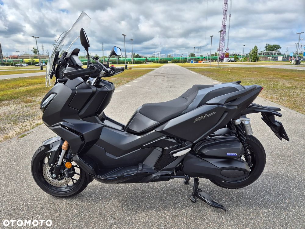 Honda ADV350 - 3