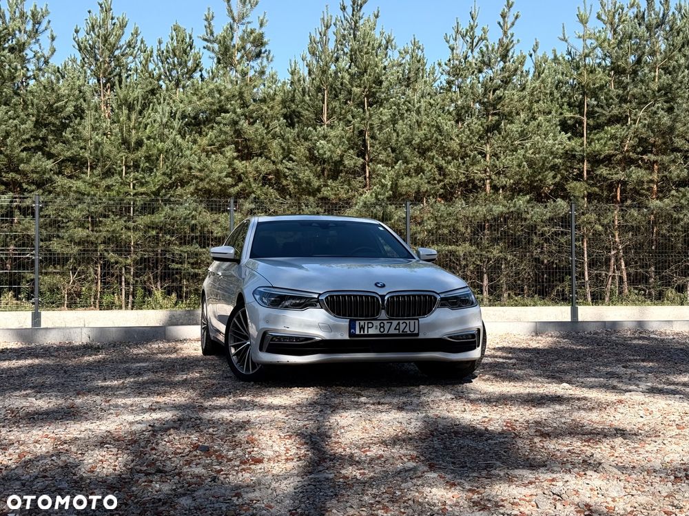 BMW Seria 5 530i Luxury Line - 1