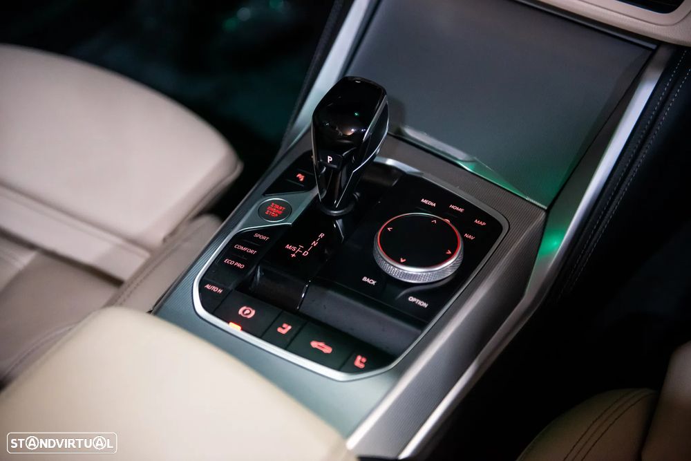 BMW 420 d xDrive Desportiva M Auto - 24