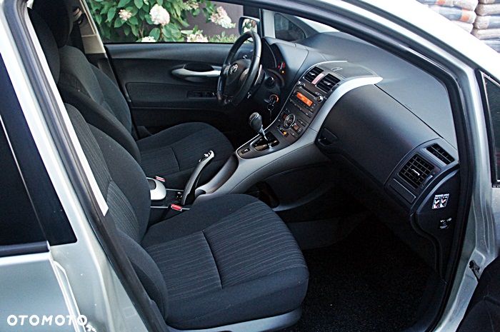 Toyota Auris 1.6 VVT-i Multimode Sol - 18