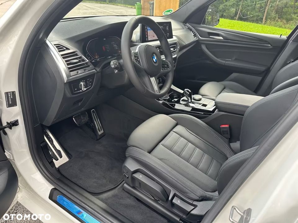 BMW X3 xDrive20d M Sport Edition - 7