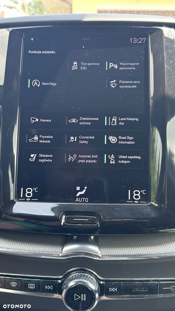 Volvo XC 60 B4 B R-Design - 11