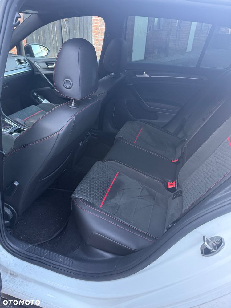 Volkswagen Golf 2.0 TSI BMT GTI Performance DSG - 27