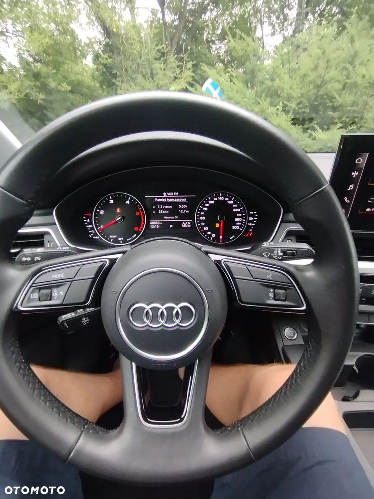 Audi A4 Limousine - 7