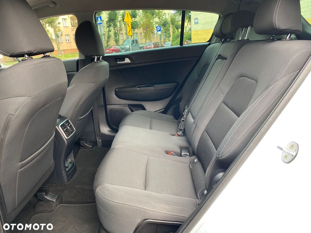 Kia Sportage 1.6 GDI 2WD Attract - 6