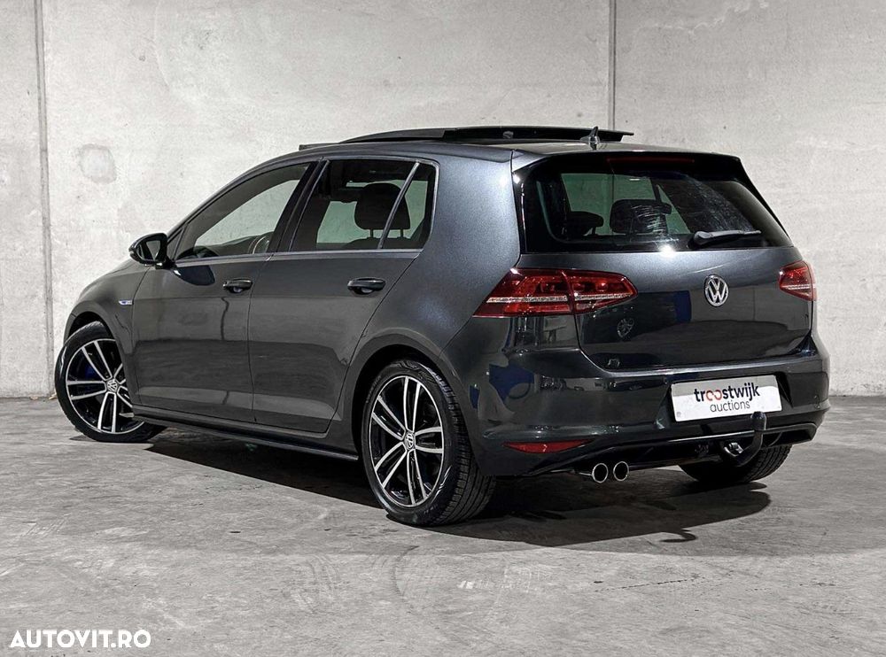Volkswagen e-Golf - 7