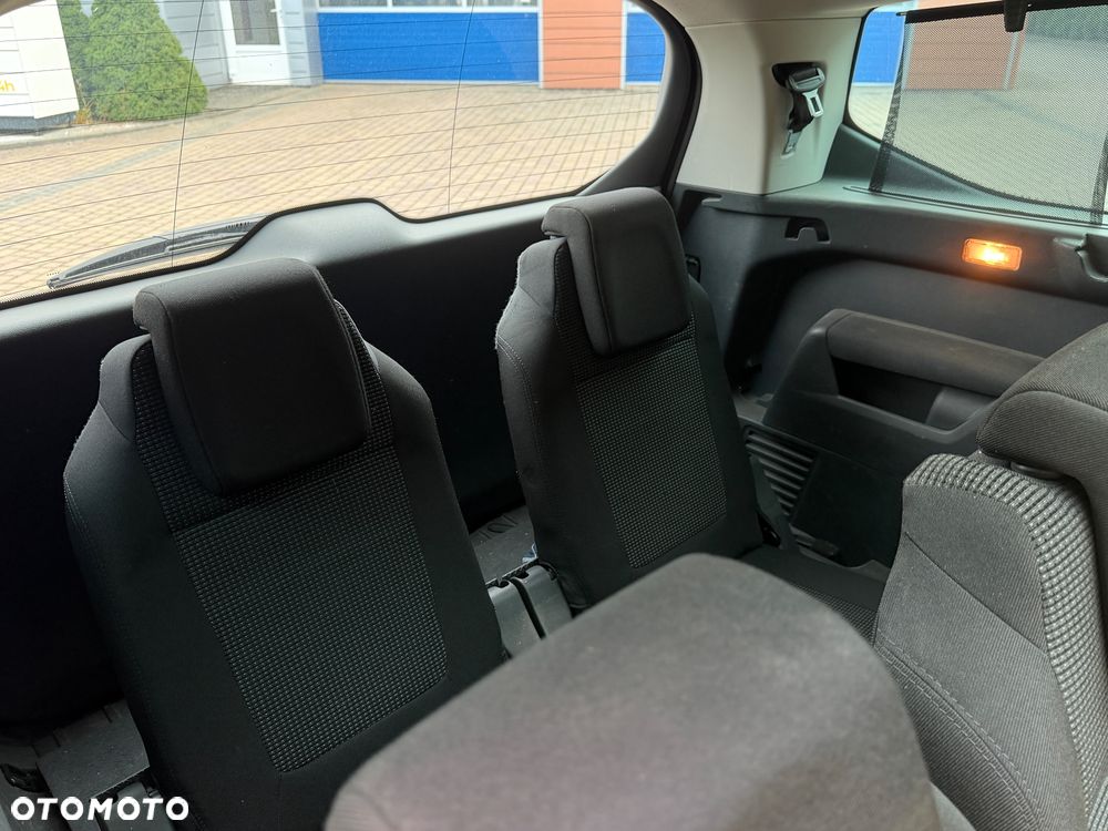 Peugeot 5008 - 7