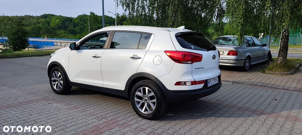 Kia Sportage 1.7 CRDI 2WD ISG Dream-Team Edition - 3