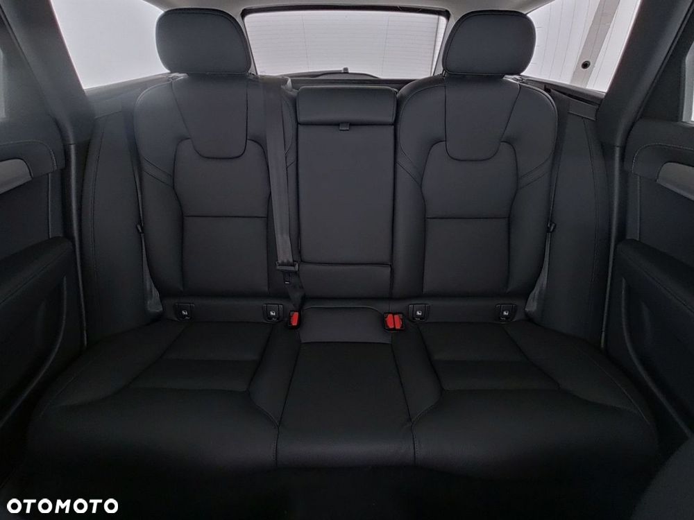 Volvo V90 - 14
