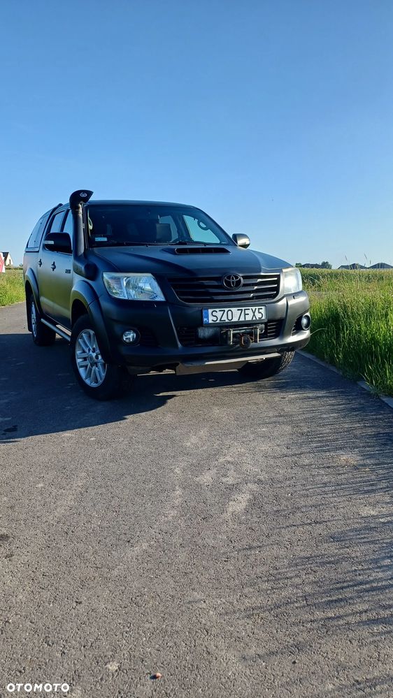 Toyota Hilux - 7