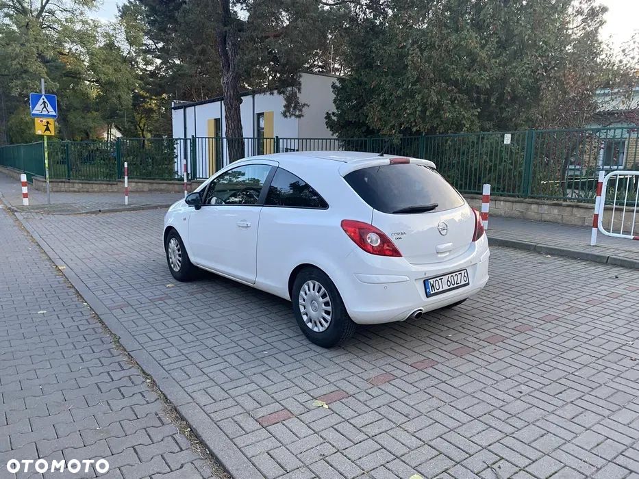 Opel Corsa - 2