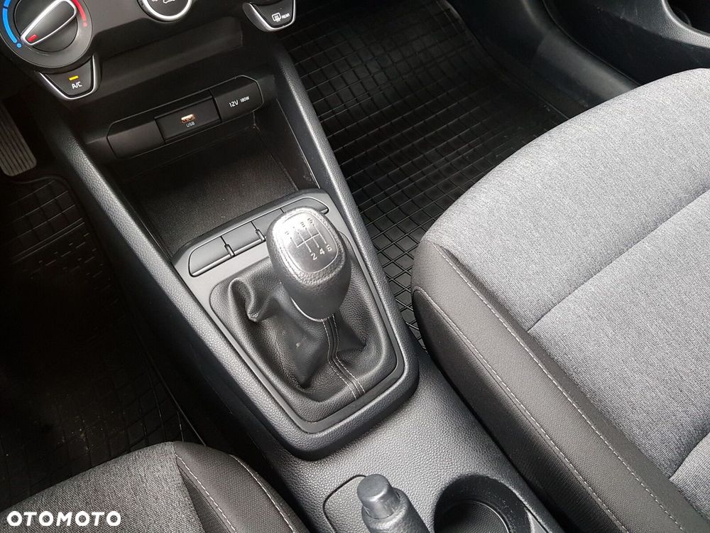 Kia Stonic 1.0 T-GDI M - 25