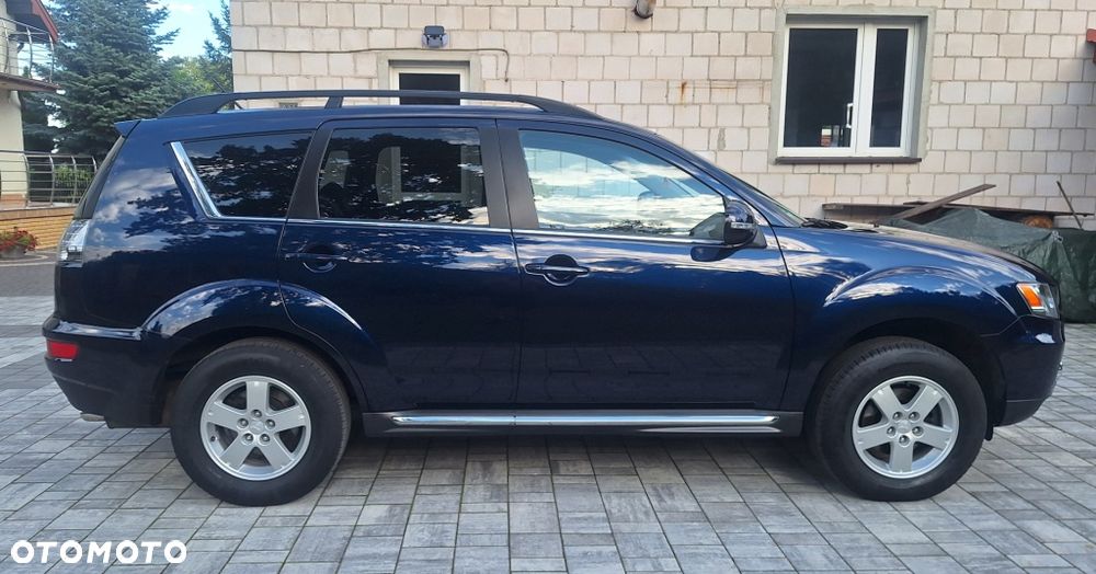 Mitsubishi Outlander 2.0 2WD CVT Invite - 4