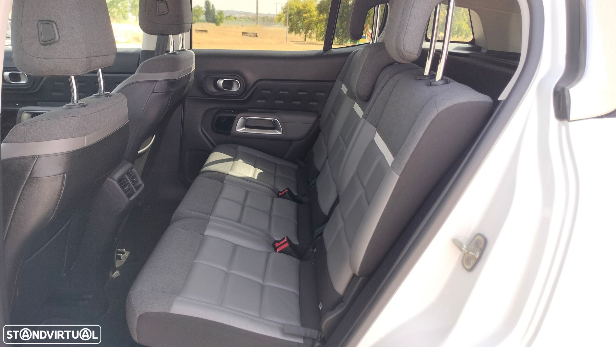 Citroën C5 Aircross 1.5 BlueHDi Shine J19 - 14