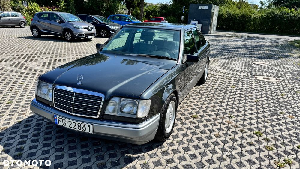 Mercedes-Benz W124 (1984-1993) - 1