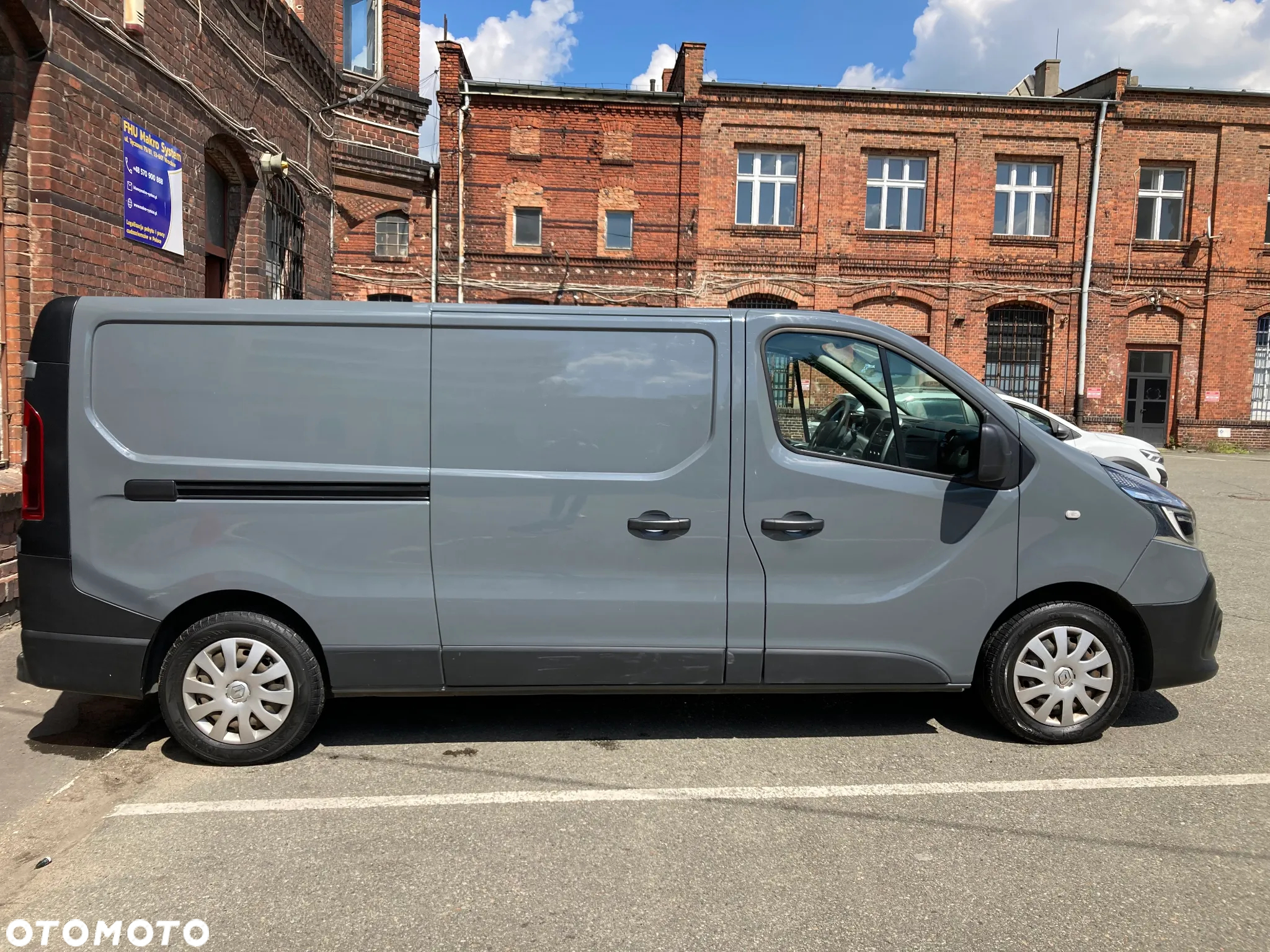 Renault Trafic - 6