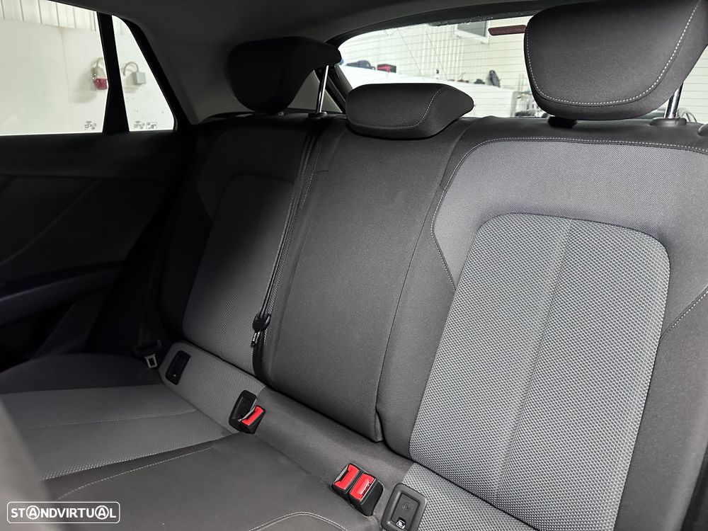 Audi Q2 30 TFSI - 11