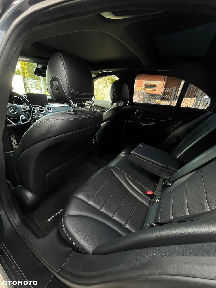 Mercedes-Benz Klasa C 300 7G-TRONIC AMG Line - 8