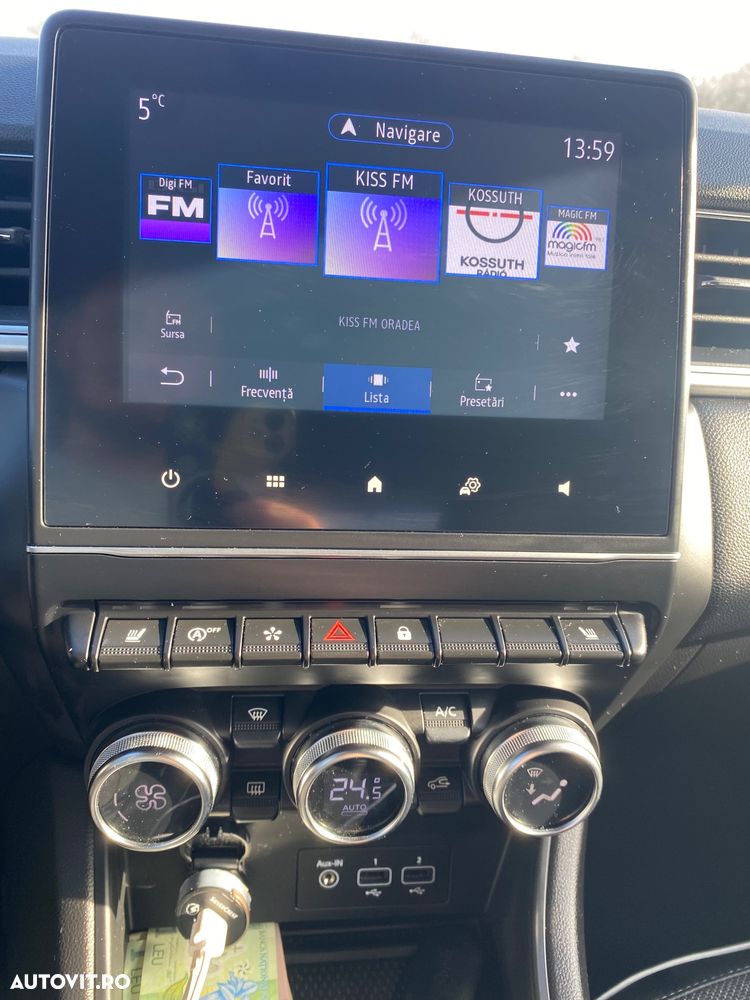 Renault Captur MHEV 140 Techno - 14