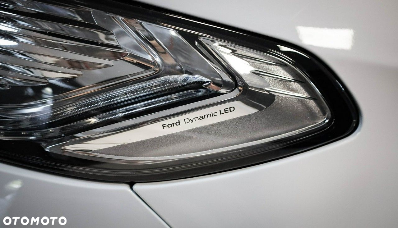 Ford Mondeo - 4