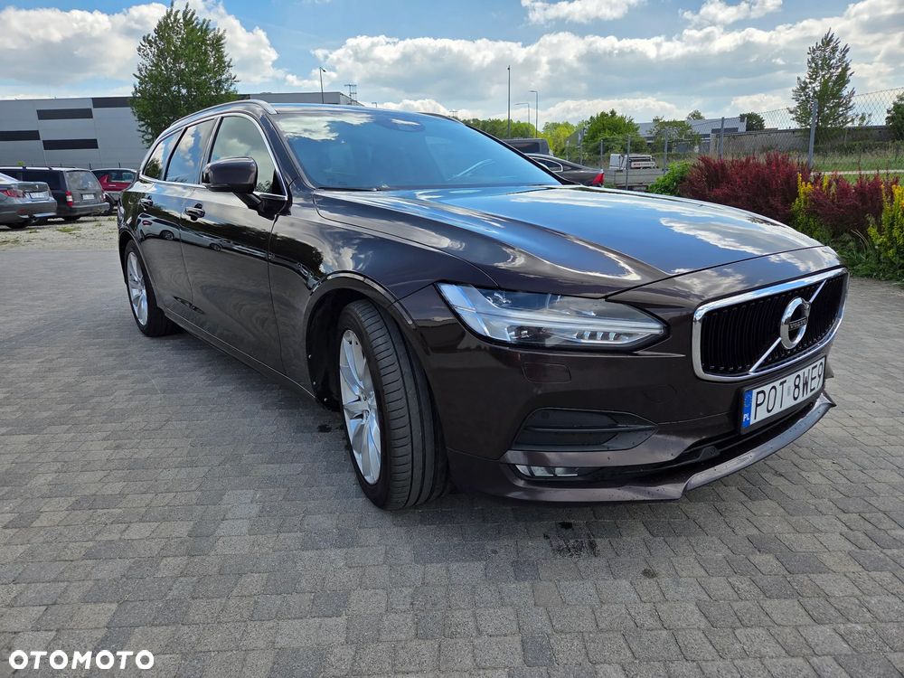 Volvo V90 D4 Momentum Pro - 2