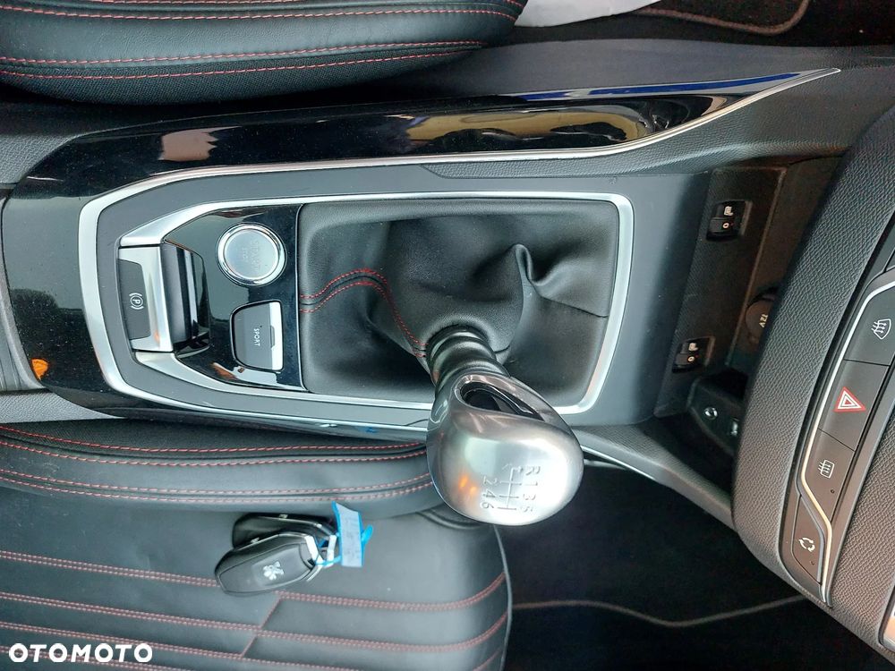 Peugeot 308 THP 205 GT - 11