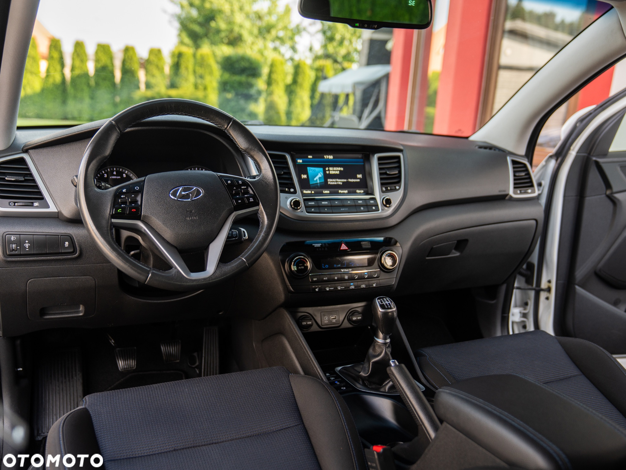 Hyundai Tucson blue 1.6 GDi 2WD Intro Edition - 27