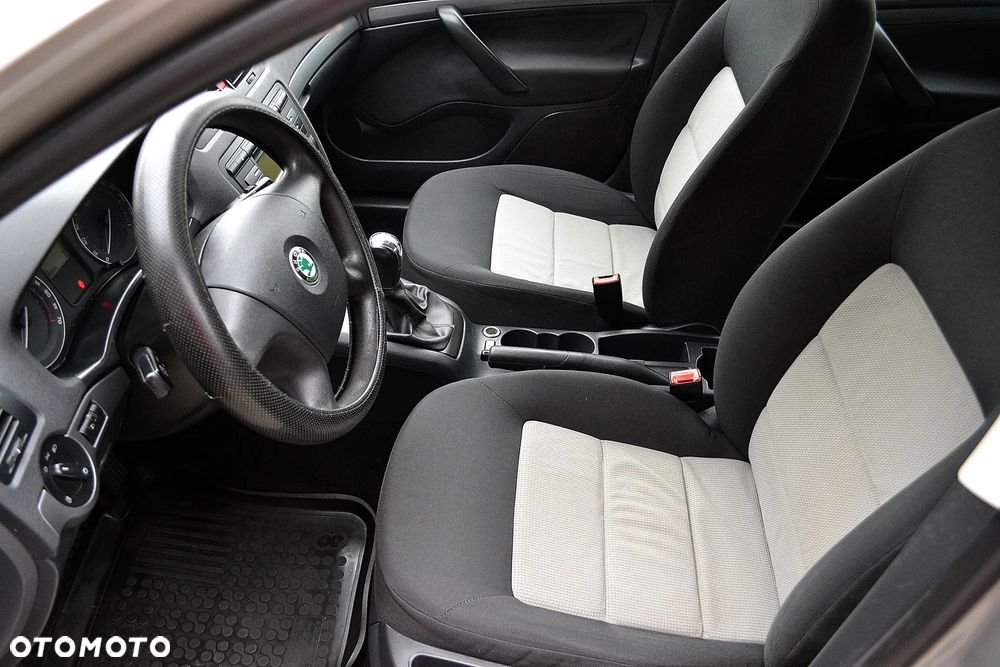 Skoda Octavia - 10