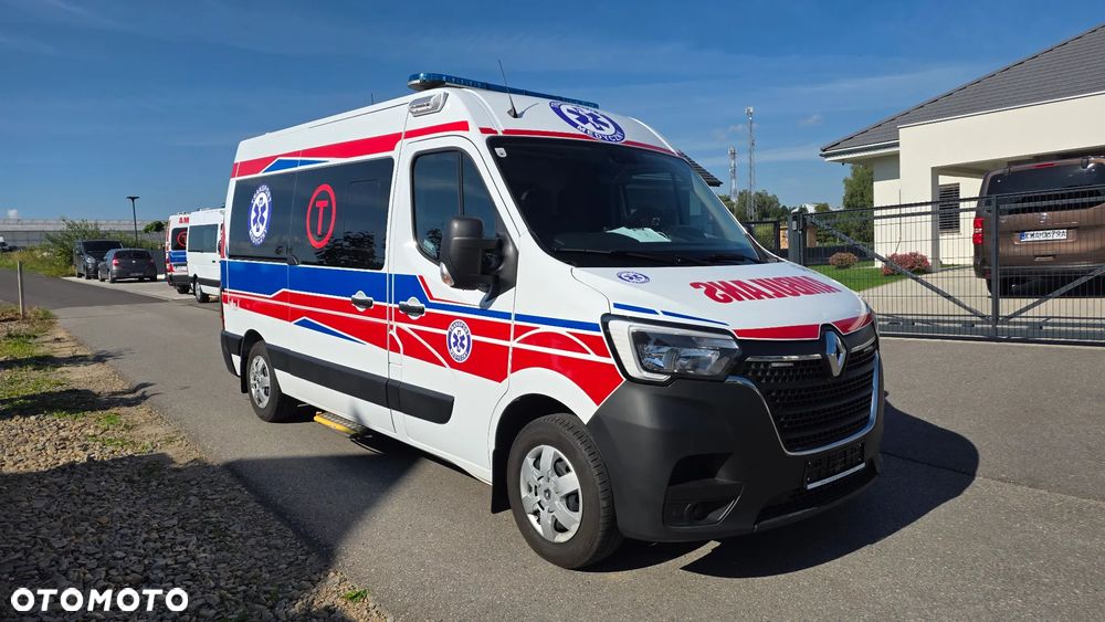Renault Master Ambulans karetka gwarancja - 5