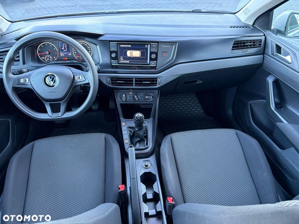 Volkswagen Polo - 12