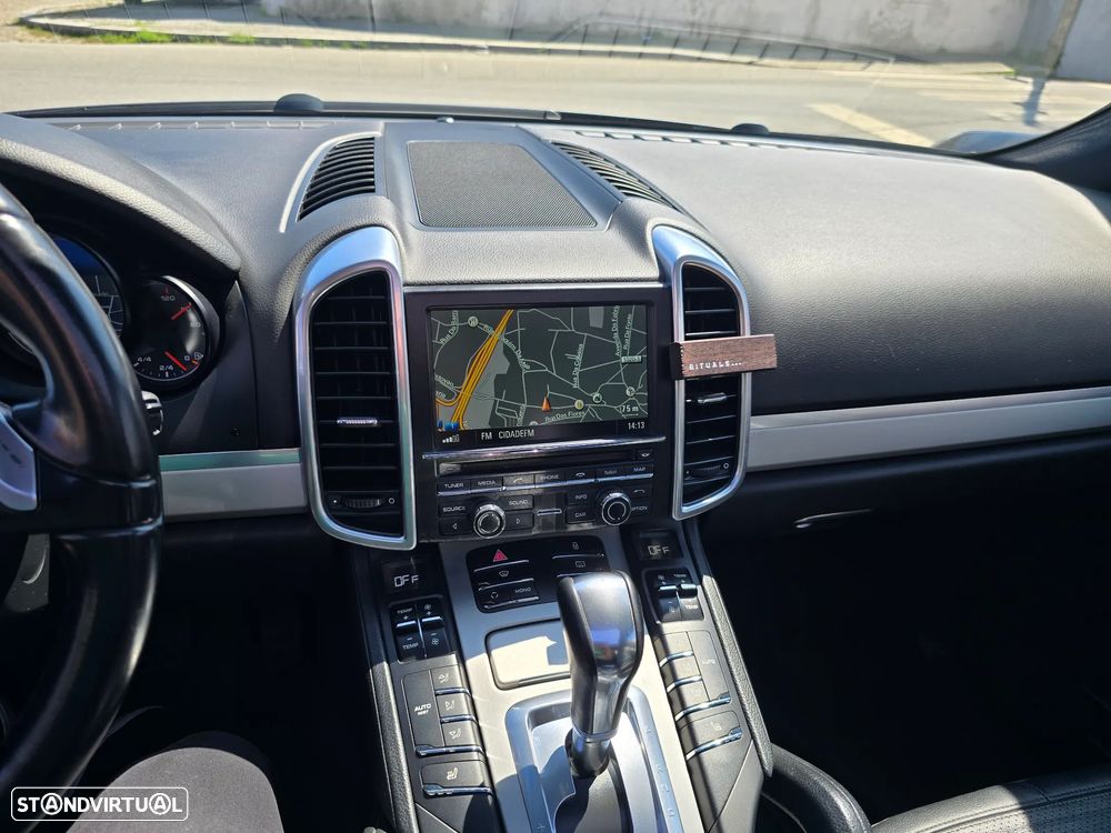 Porsche Cayenne II - 4