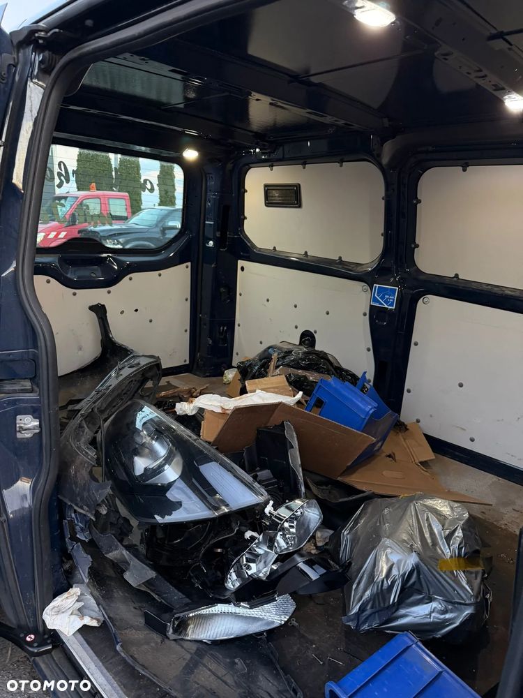 Ford Transit Custom - 18