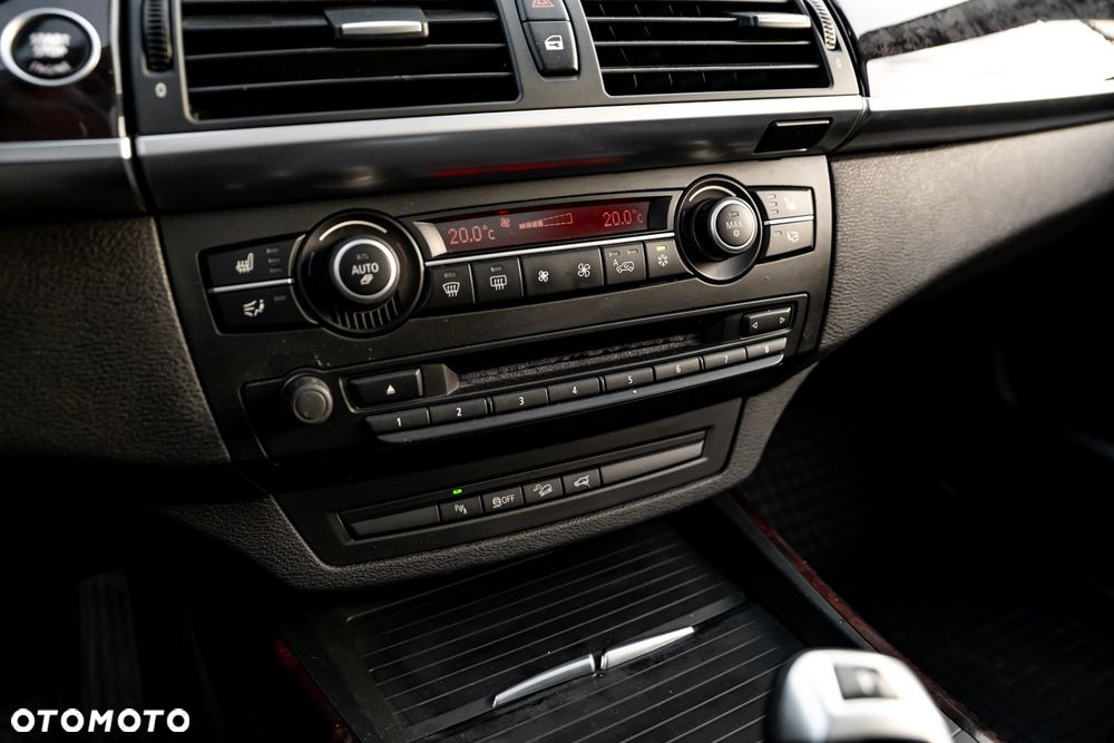 BMW X5 xDrive30d - 32