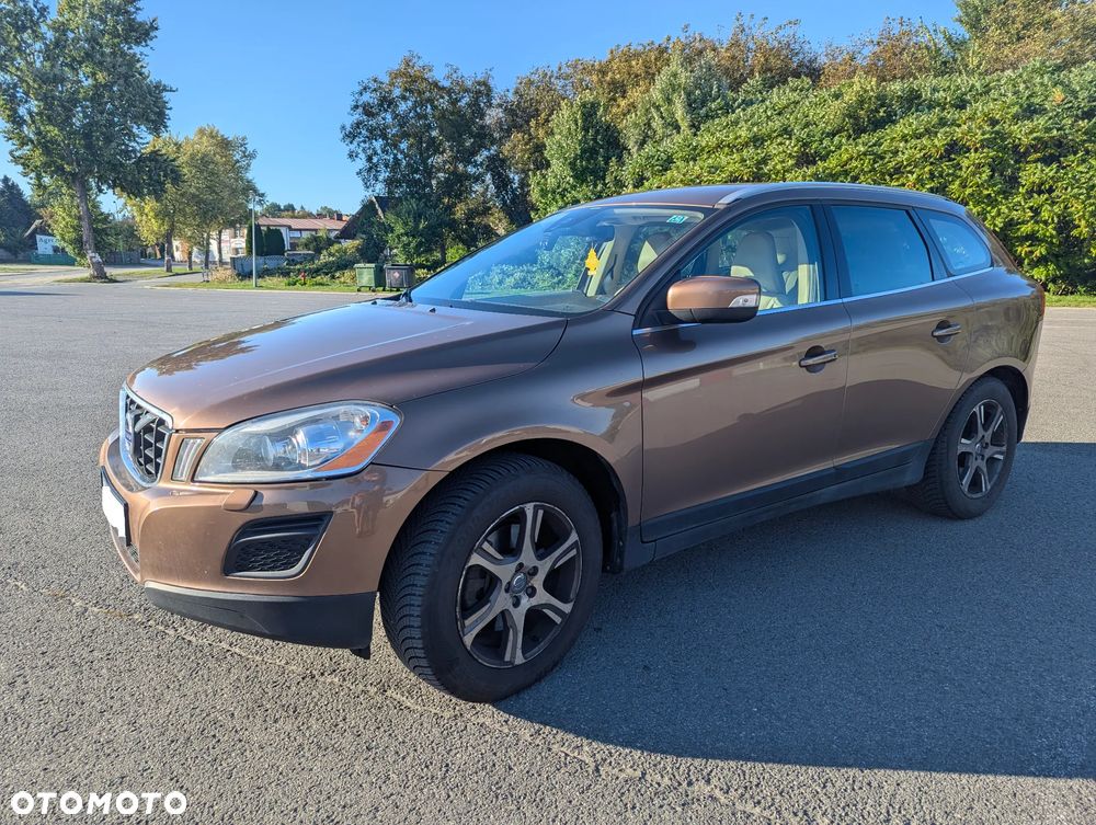Volvo XC 60 - 4