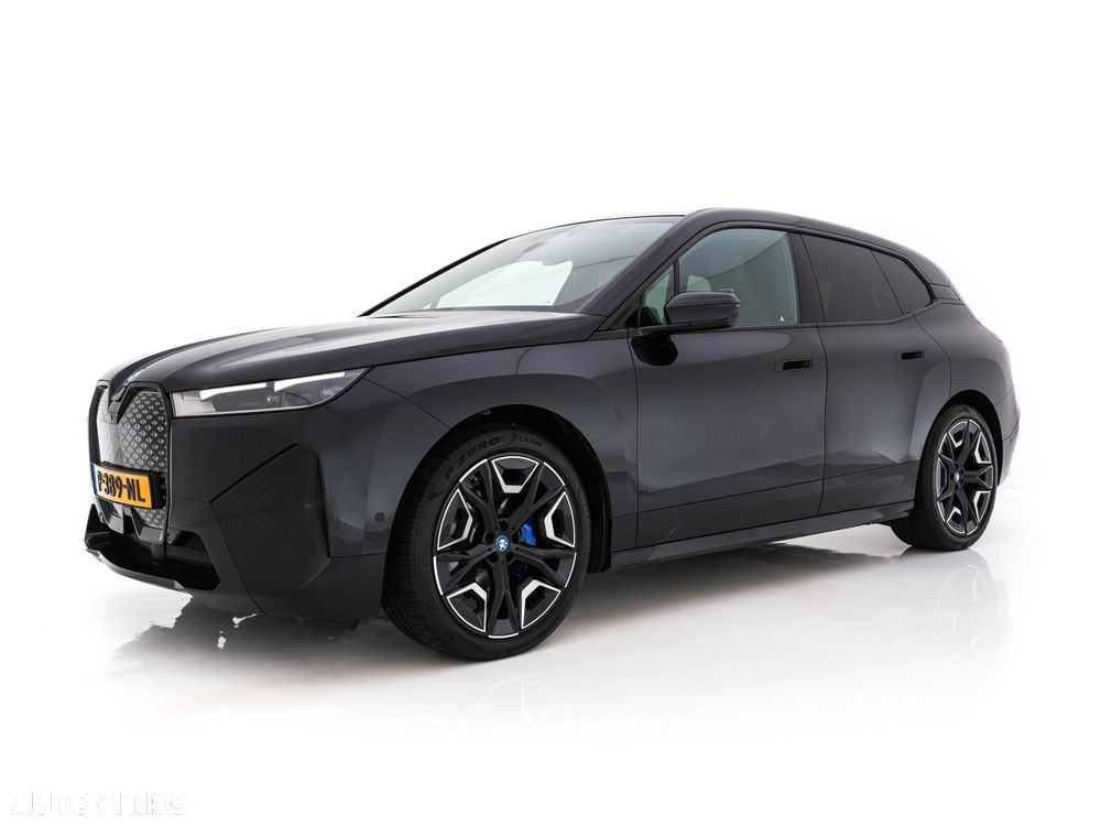 BMW iX xDrive40 - 15