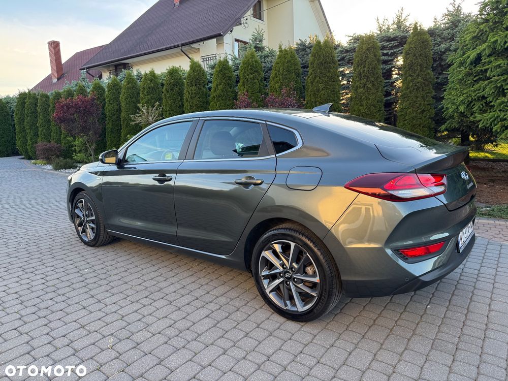 Hyundai i30 1.5 T-GDI 48V Comfort DCT - 19