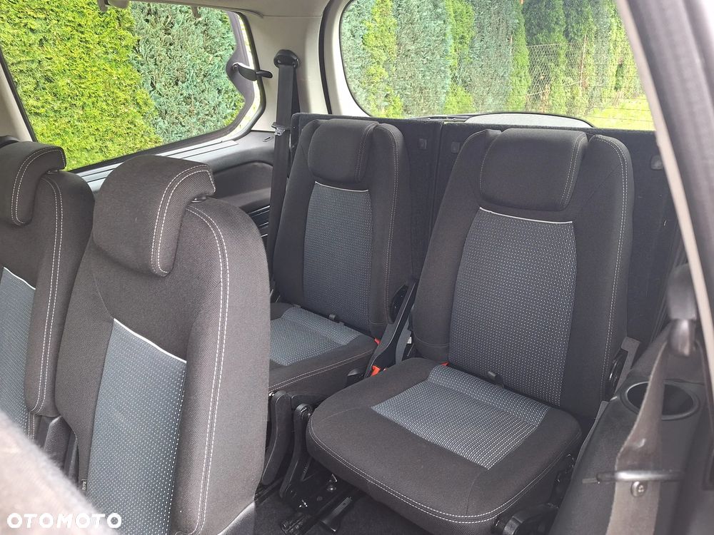 Ford Galaxy 2.0 TDCi DPF Titanium - 27