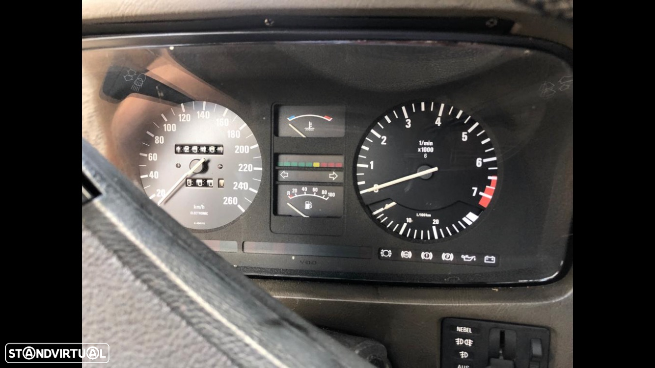 BMW 745 - 22